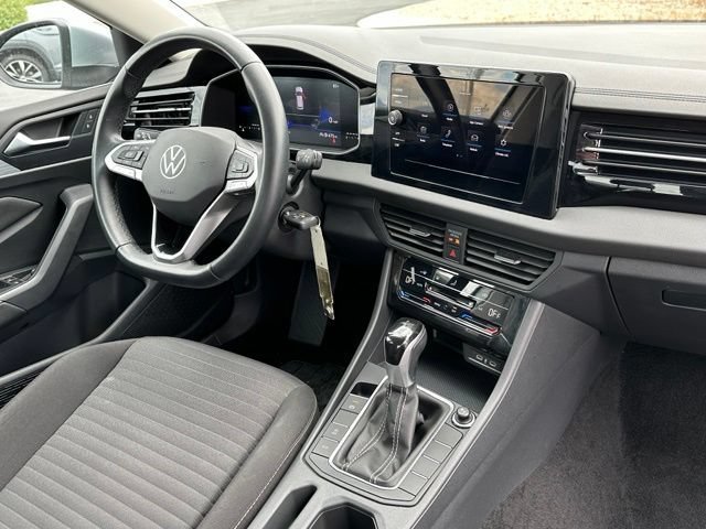 2025 Volkswagen Jetta S - Photo 32