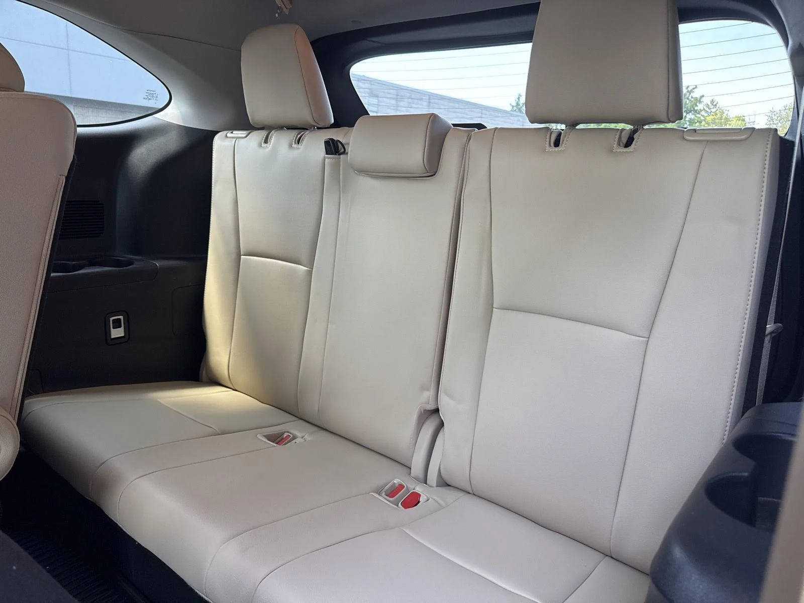 Used 2021 Blizzard Pearl Toyota Limited image 12
