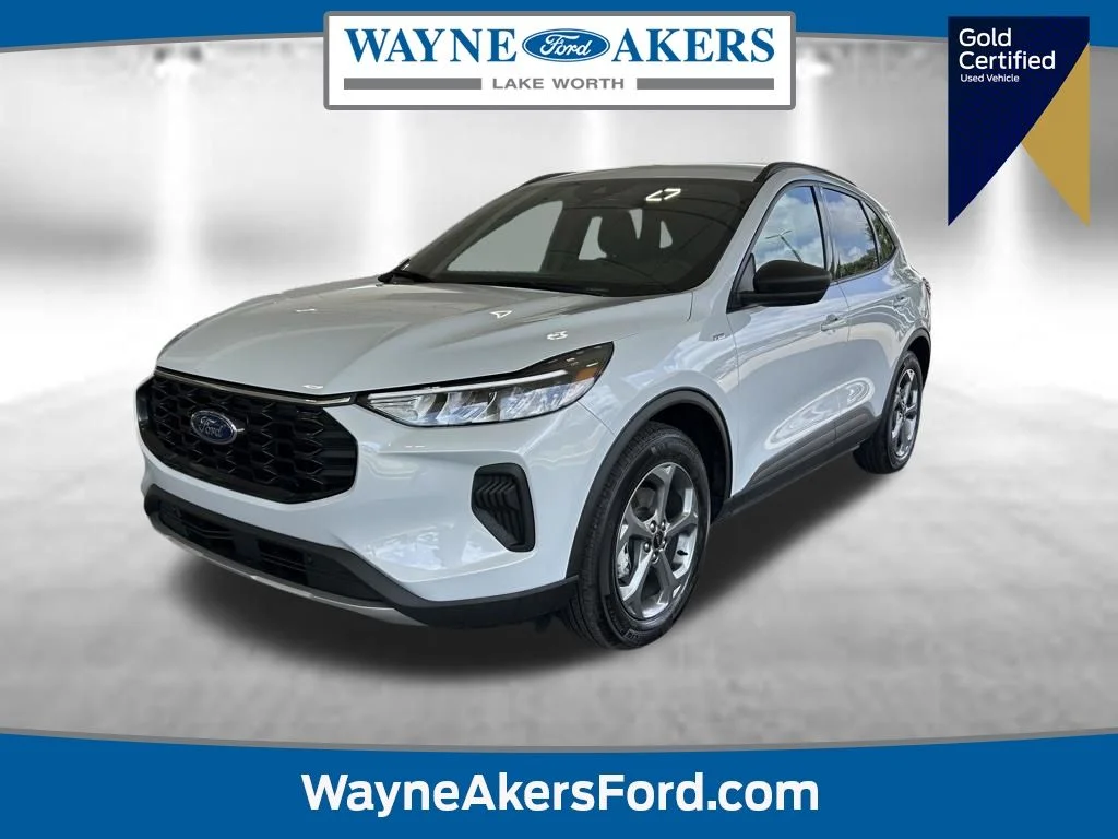 2026 Ford Escape ST-Line FWD's photo