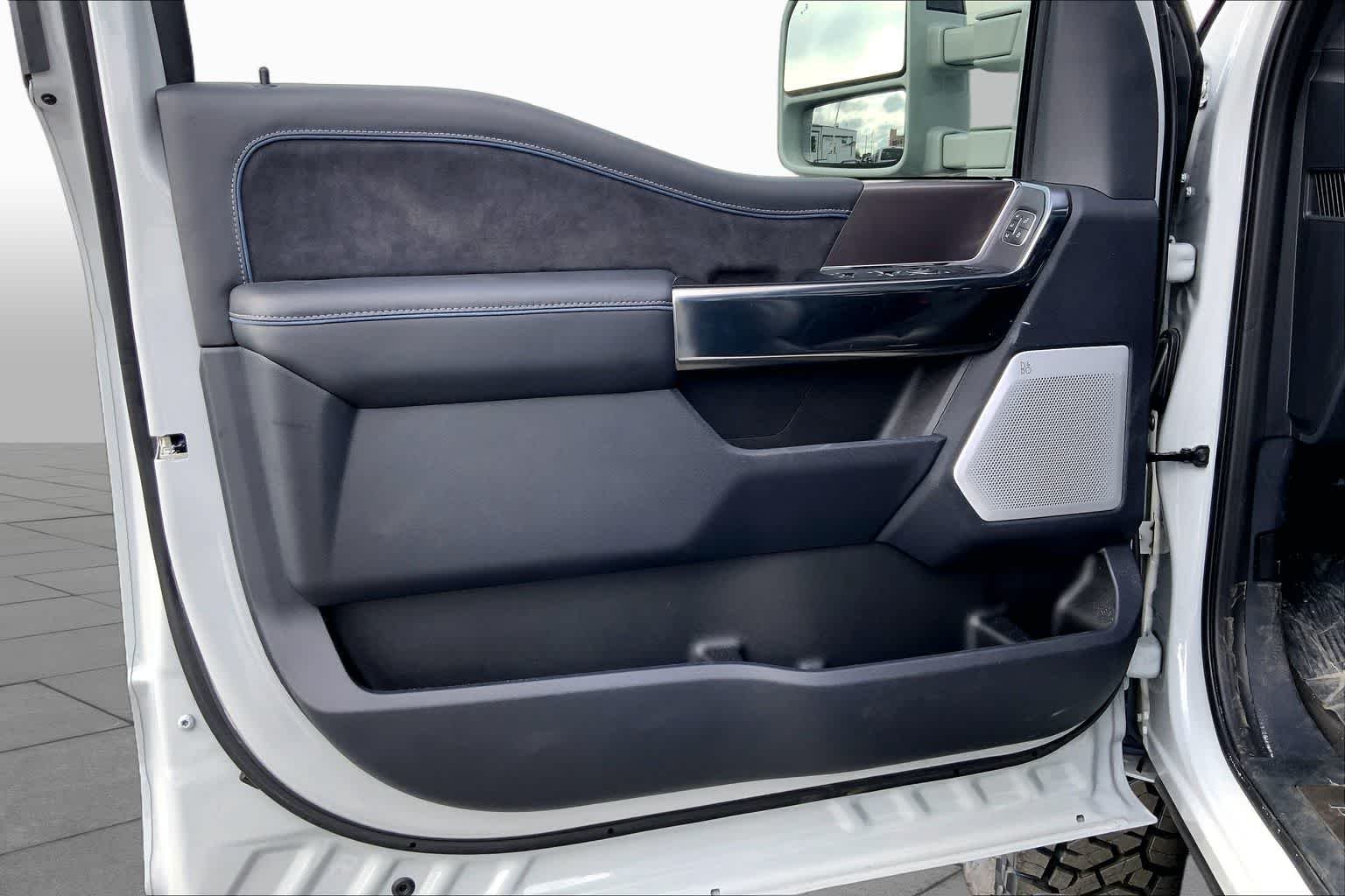 New 2026 Avalanche Ford F-350® Platinum® image 8