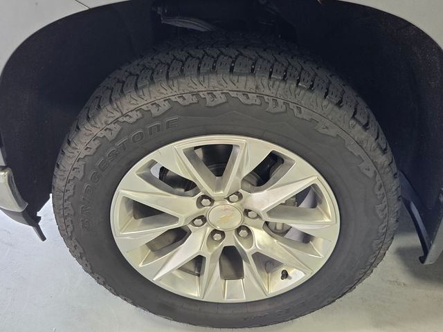 Used 2020 Gray Chevrolet LTZ image 17