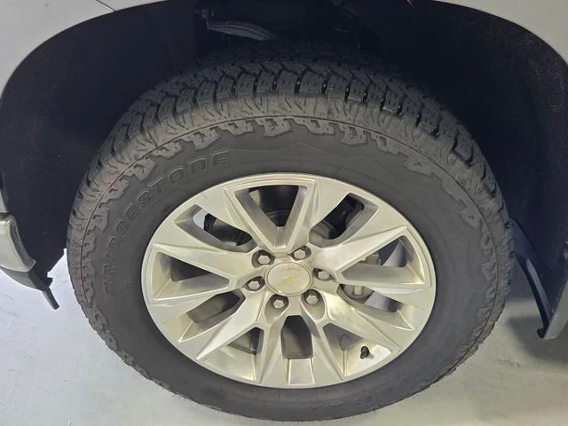 Used 2020 Gray Chevrolet LTZ image 17