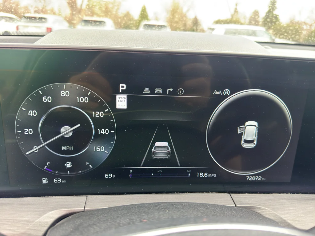 Used 2023 Wolf Gray Kia SX Prestige X-Line image 23