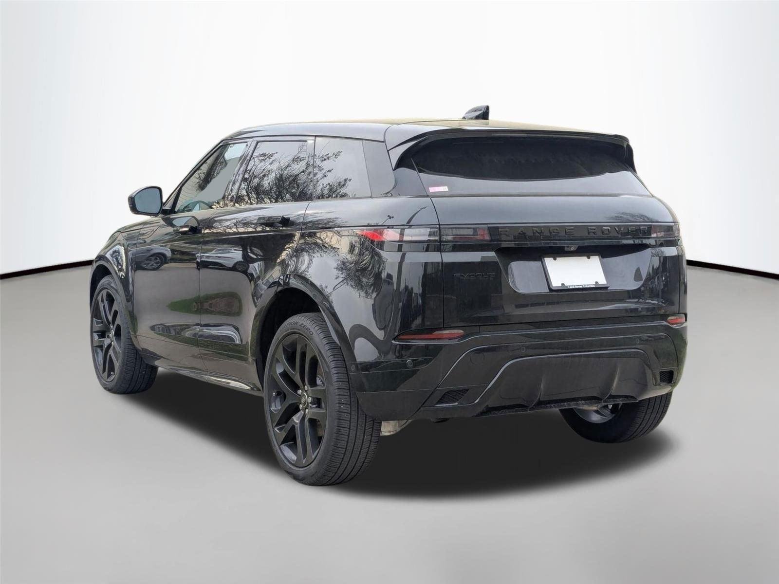 Used 2024 Santorini Black Metallic Land Rover Dynamic SE image 7