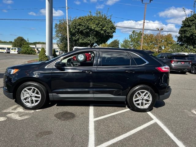Used 2024 Black Ford SEL image 4
