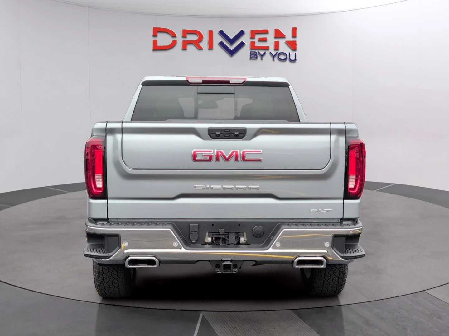 New 2026 Sterling Metallic GMC SLT image 4