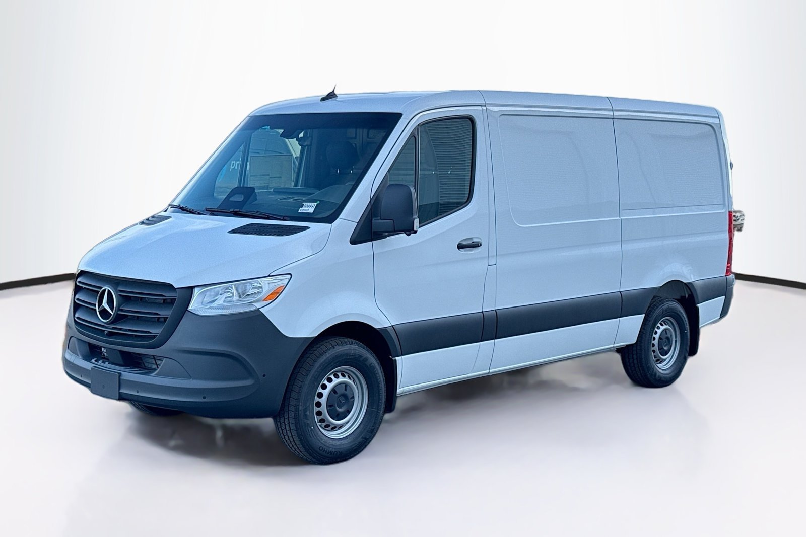 New 2026 Arctic White Mercedes-Benz  image 1