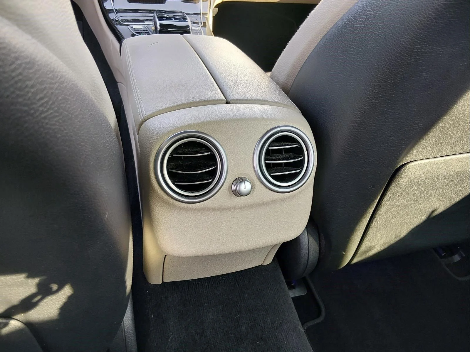 Used 2020 Selenite Grey Metallic Mercedes-Benz C 300 image 19