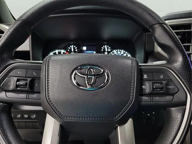 Certified Used 2025 MIDNIGHT BLACK METALLIC Toyota  image 18
