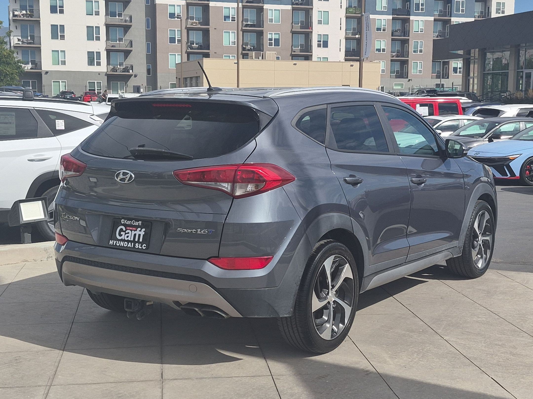 Used 2017 Coliseum Gray Hyundai Sport image 3