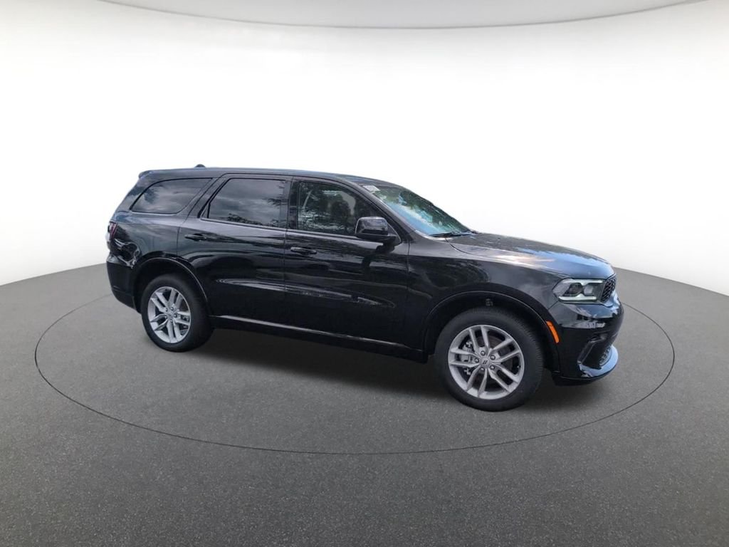 New 2026 Diamond Black Clear-Coat Exterior Paint Dodge GT image 4