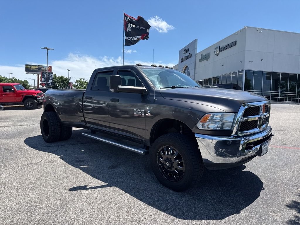 2018 RAM 3500 Tradesman 4X4 Crew Cab LWB's photo