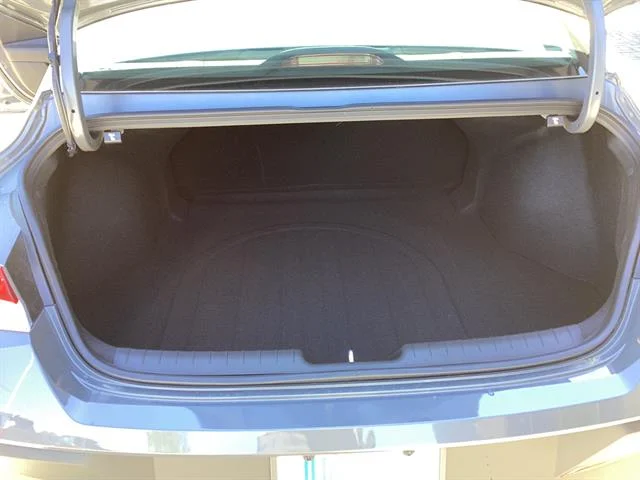New 2026 Ecotronic Gray Pearl Hyundai SE image 10