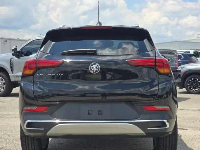 Used 2023 Black Buick Essence image 4