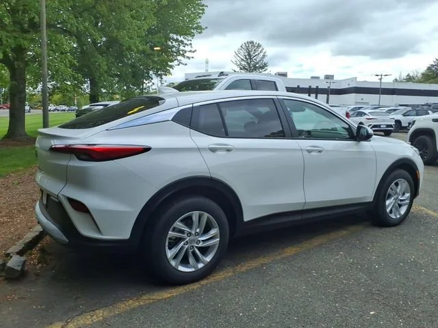 New 2026 Summit White Buick Preferred image 6