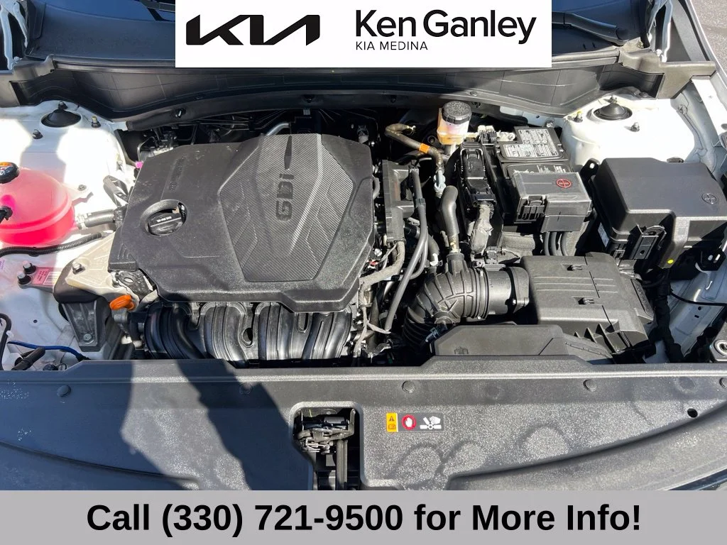 Certified Used 2025 White Kia X-Pro Prestige image 59