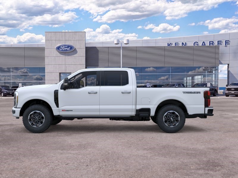 New 2026 Star White Metallic Tri-Coat Ford Platinum image 3