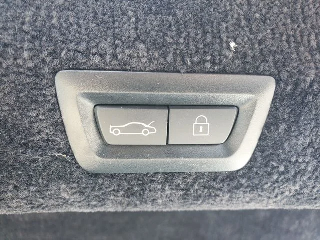 Used 2019 White Rolls-Royce Base image 11