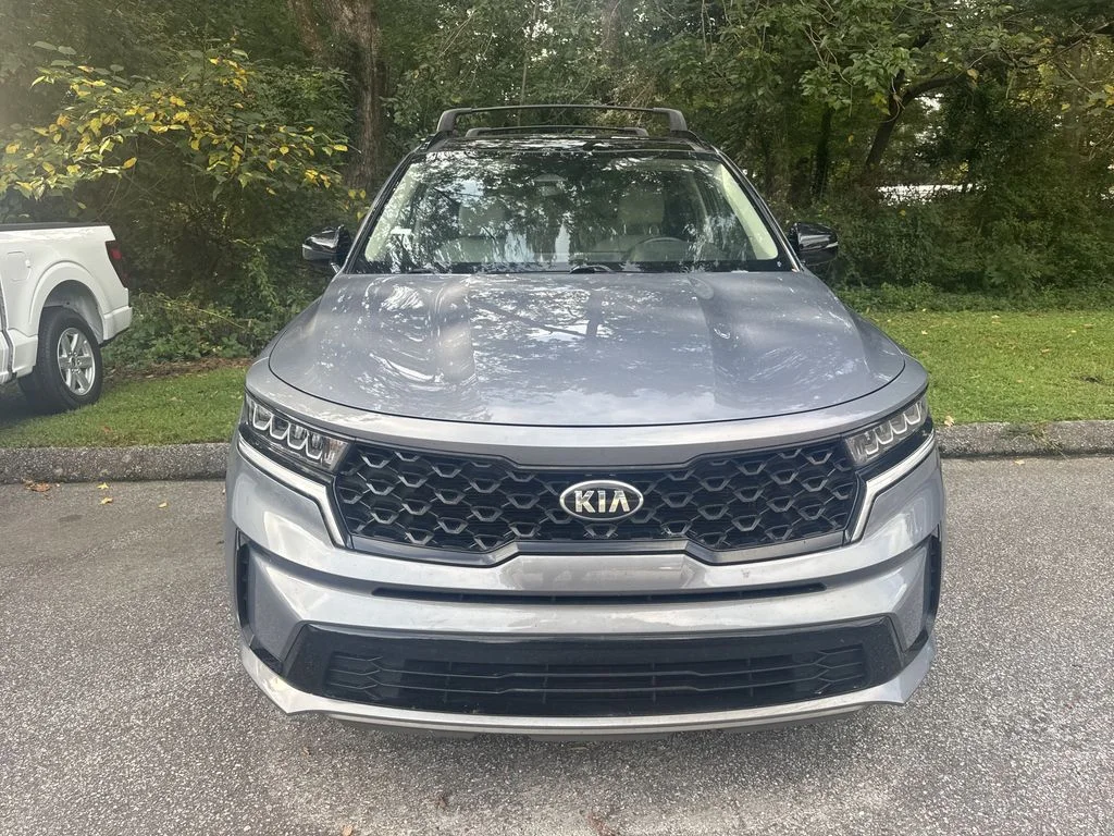 Used 2021 Silver Kia S image 2