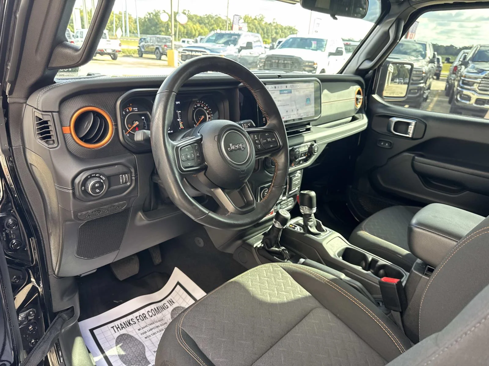 2024 Jeep Gladiator Mojave - Photo 17