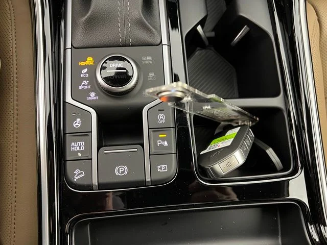 New 2026 White Kia X-Line SX Prestige image 29