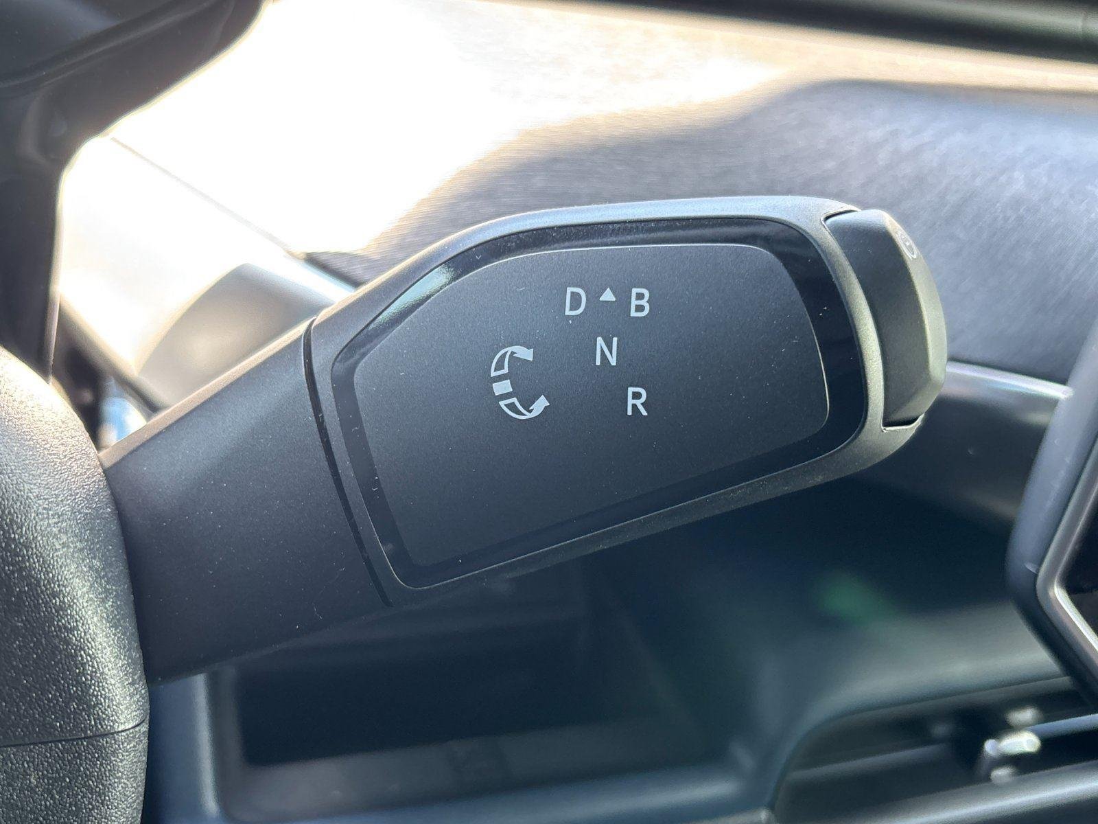 2025 Volkswagen ID. Buzz PRO S - Photo 28