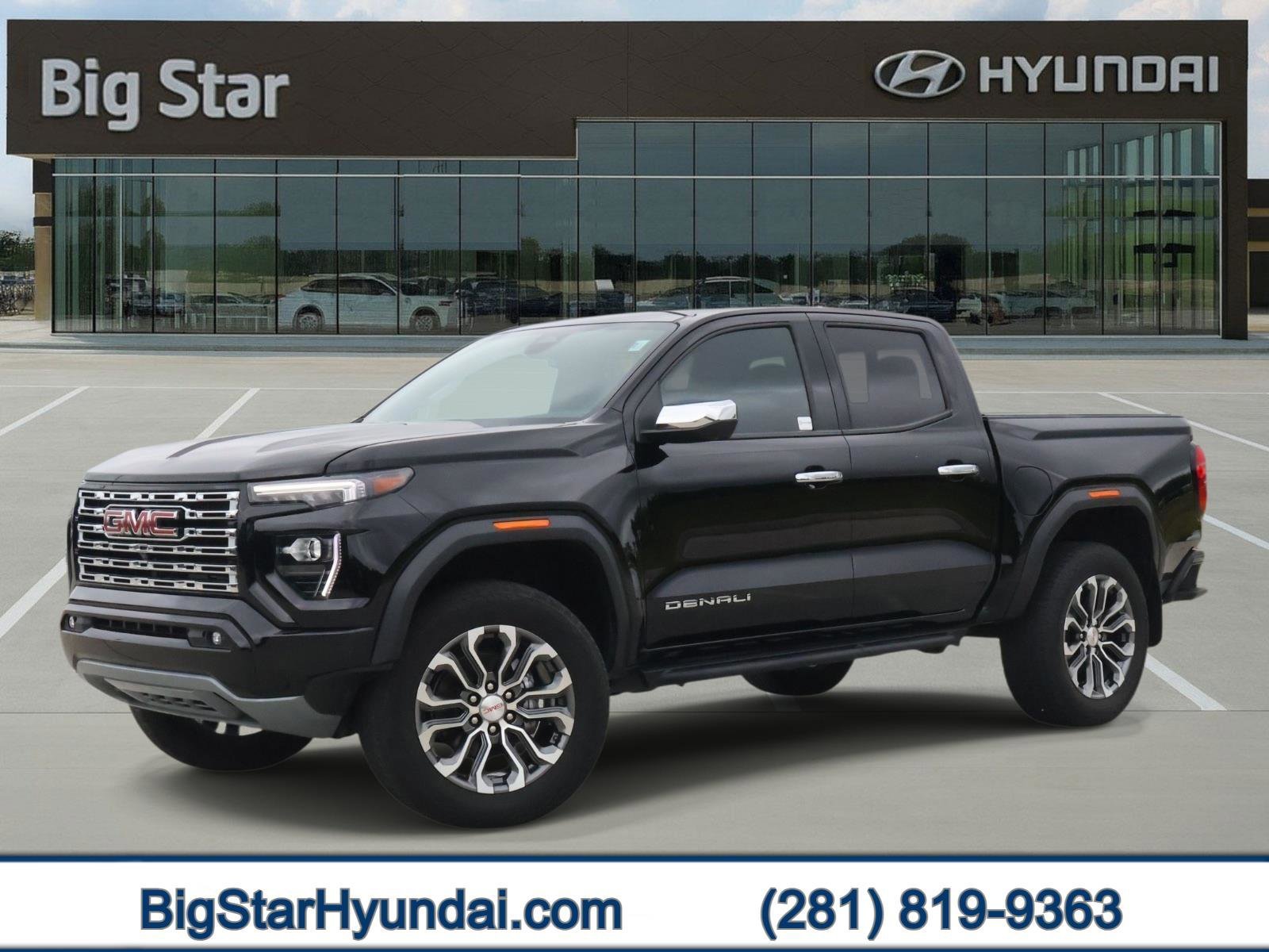 2023 GMC Canyon 4WD Denali Crew Cab Short Box's photo