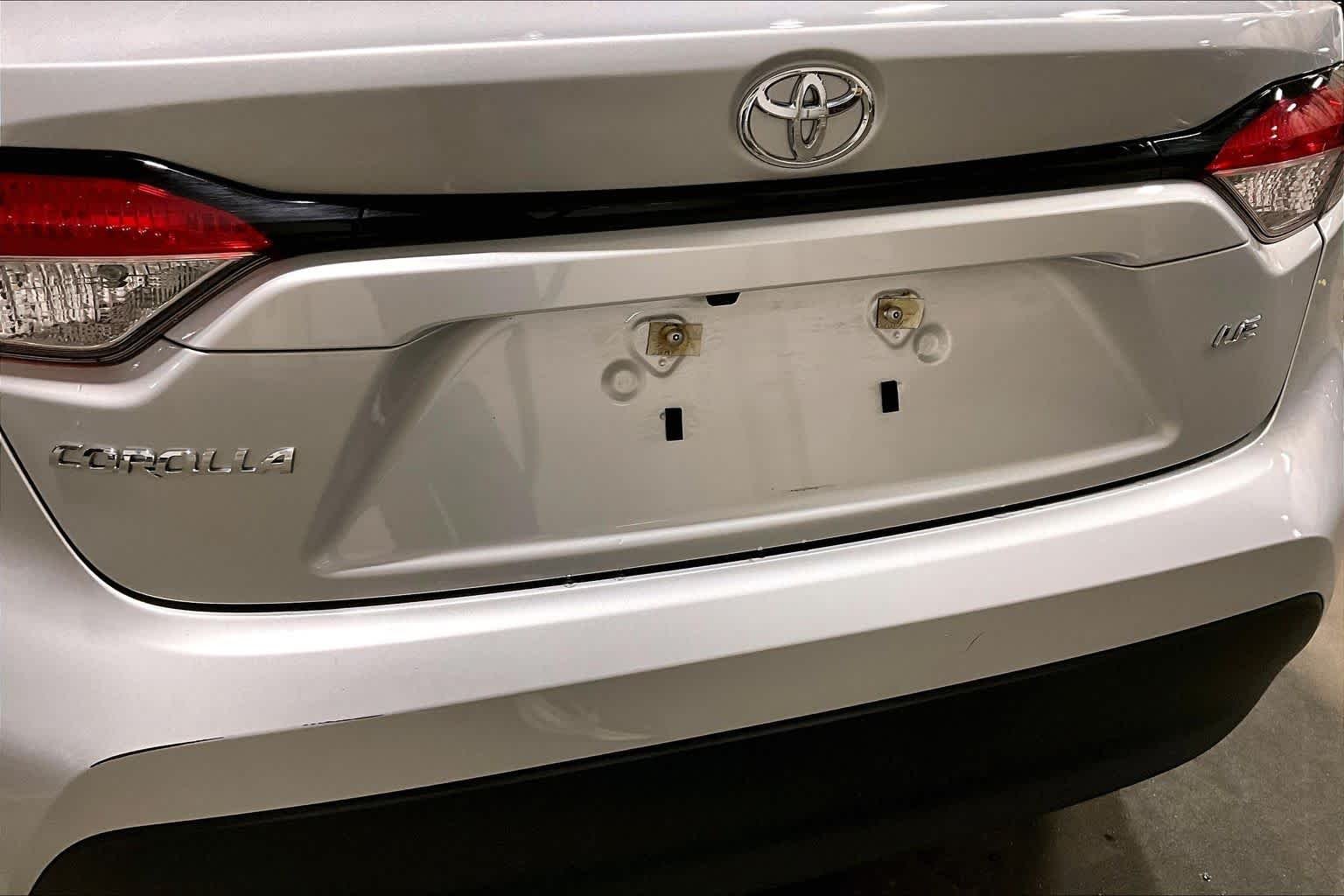 Used 2024 Classic Silver Metallic Toyota LE image 31