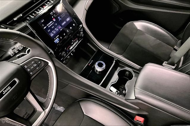 2024 Jeep Grand Cherokee Altitude - Photo 17