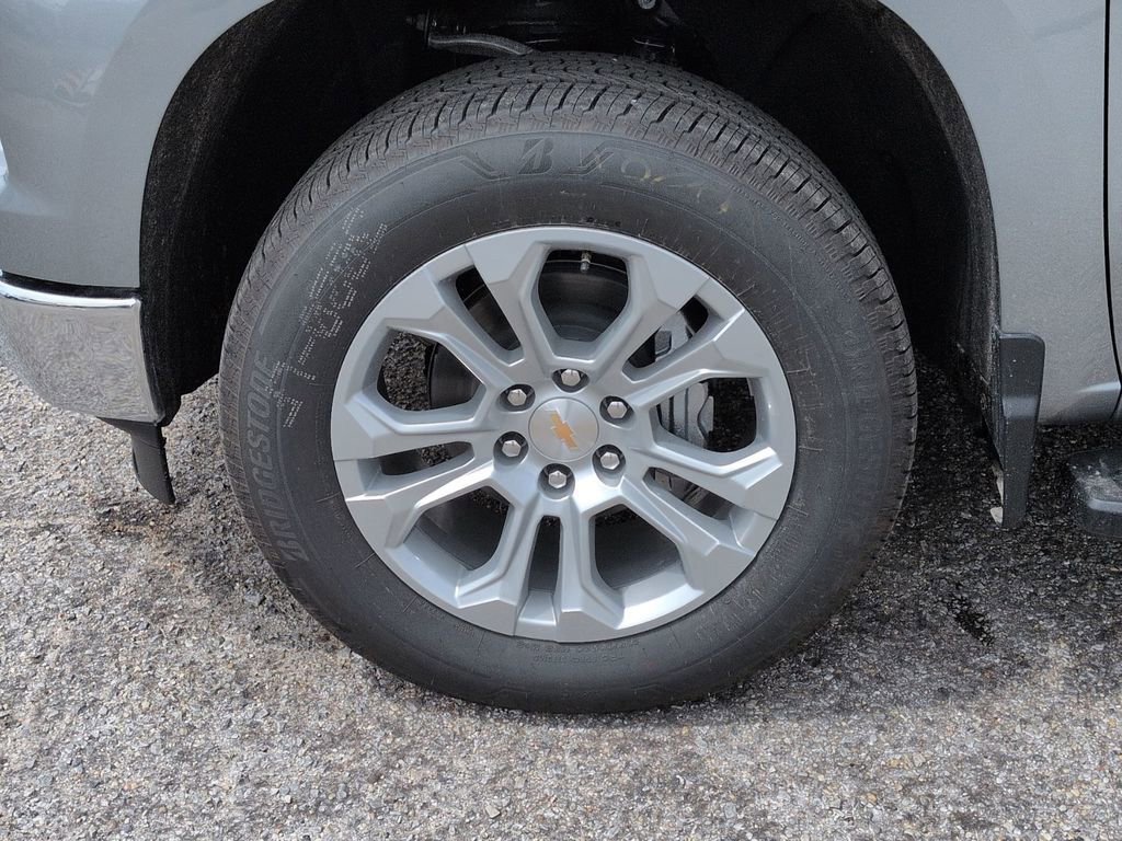 New 2026 Sterling Gray Metallic Chevrolet LTZ image 11