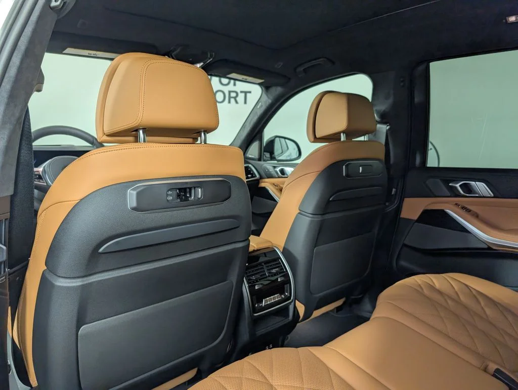 New 2027 White BMW xDrive40i image 14