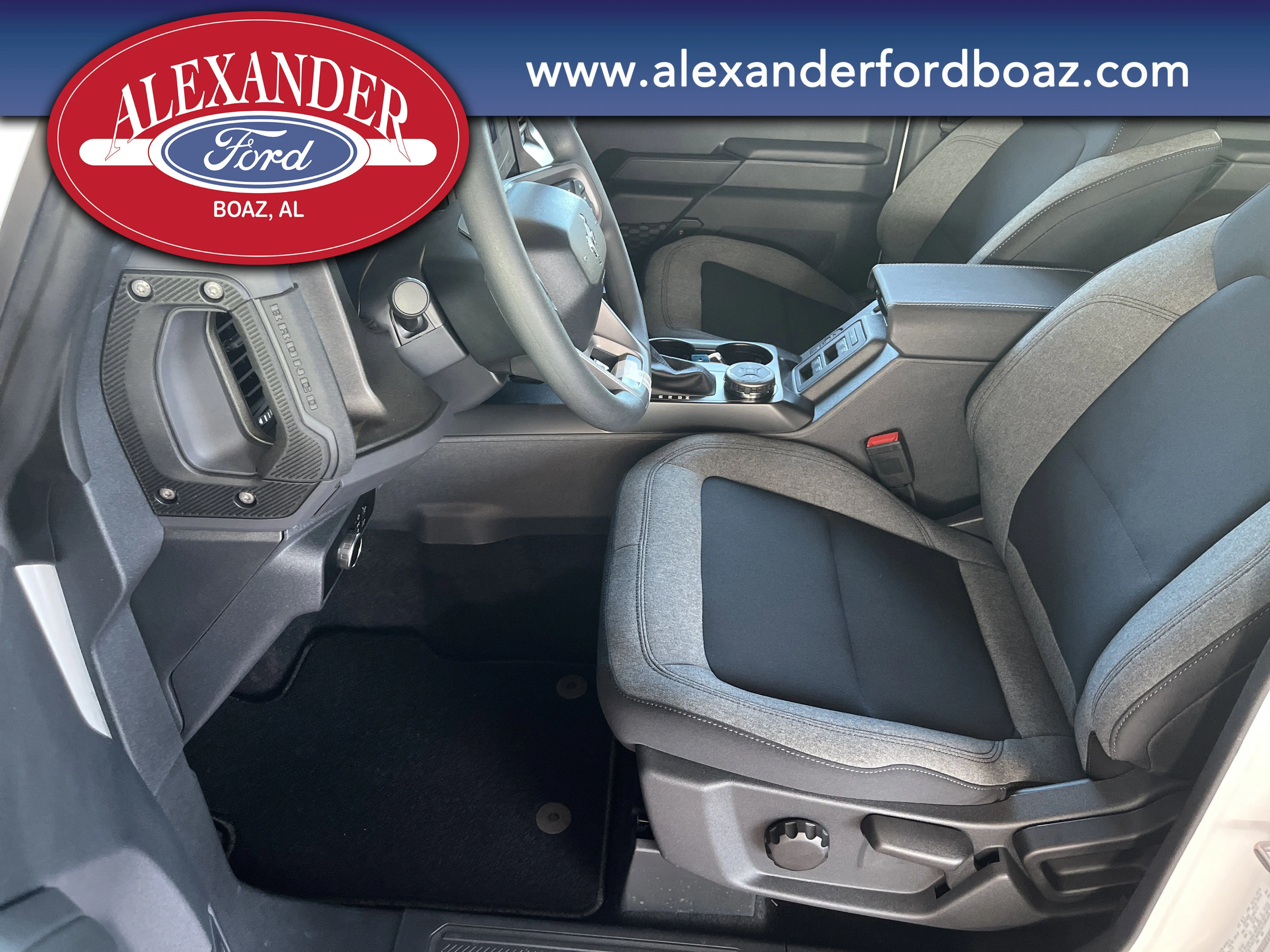 New 2025 Oxford White Ford Base image 8