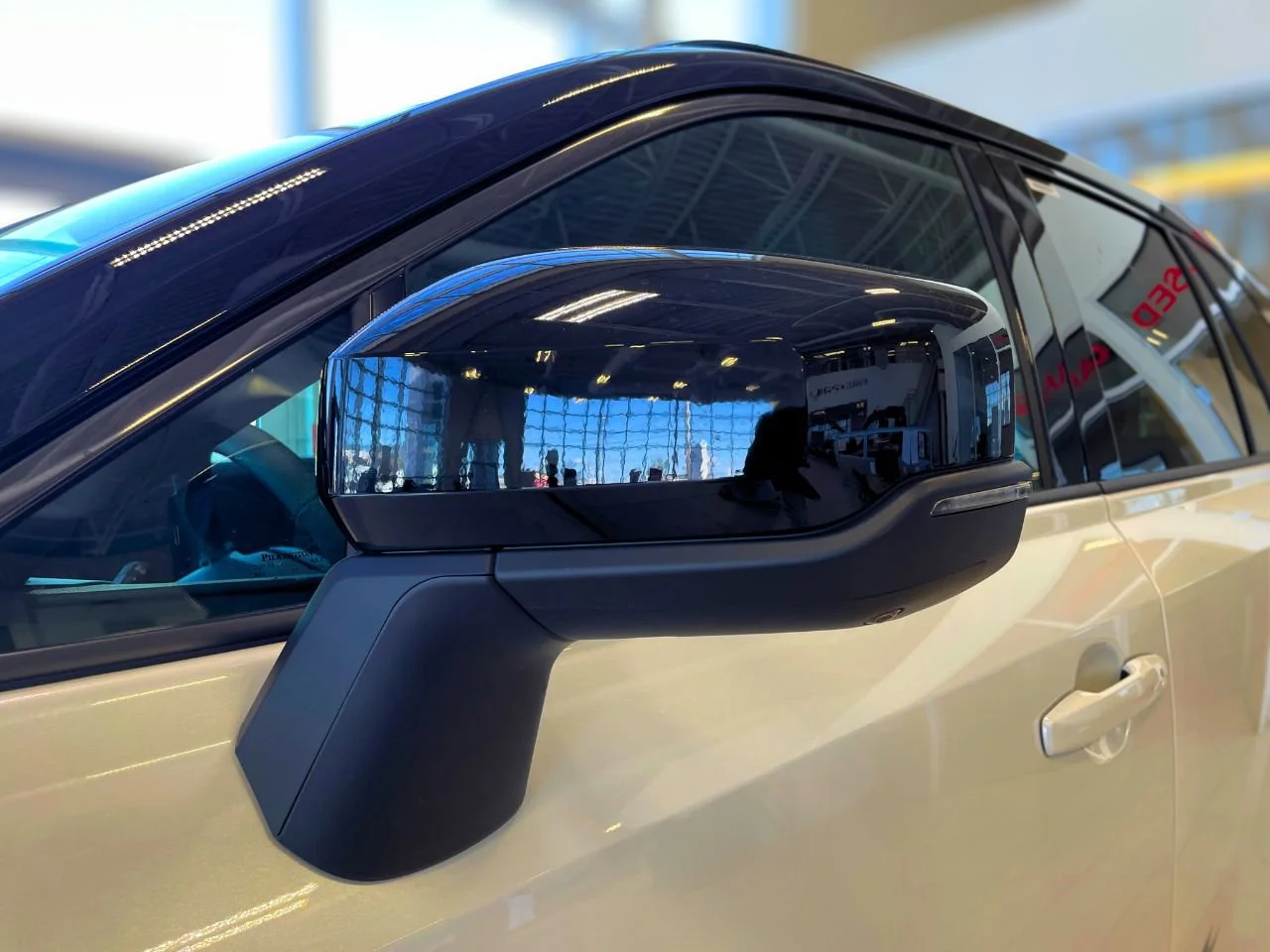 New 2026 Wind Chill Pearl w/Black Roof Toyota XSE image 36