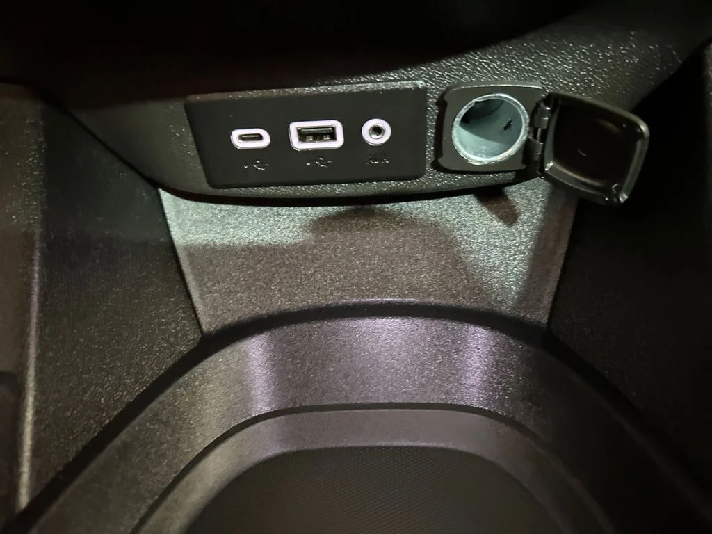 Used 2023 Gray Chevrolet LS image 30