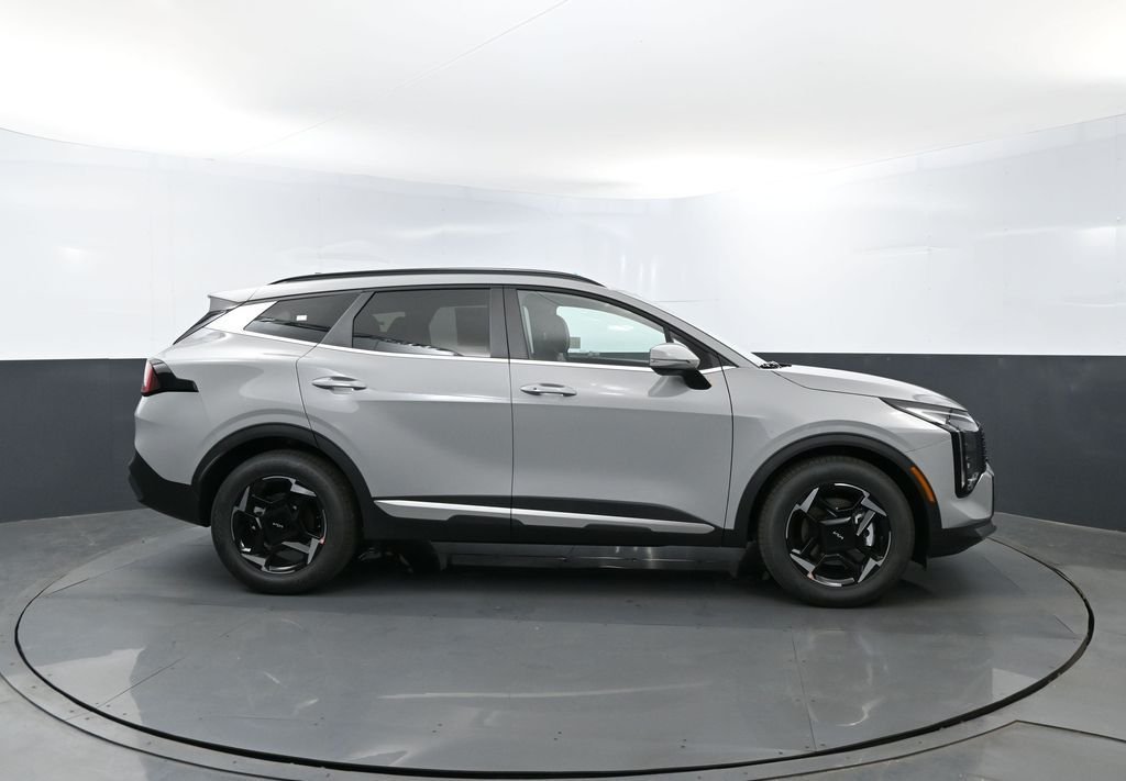 New 2026 Wolf Gray Kia EX image 4