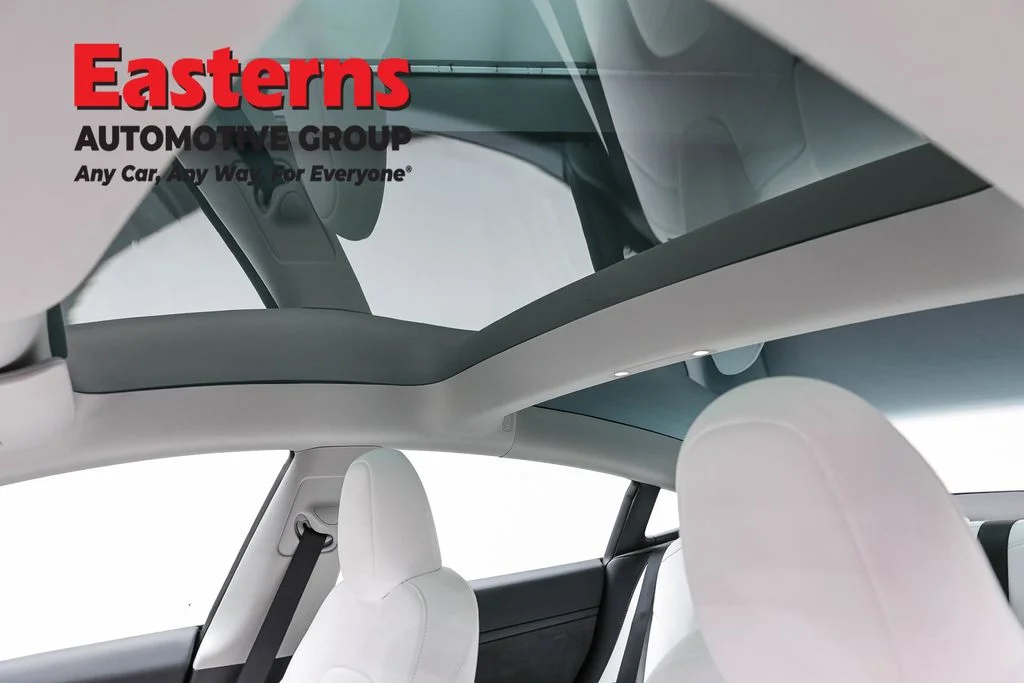 Used 2023 White Tesla Base image 27