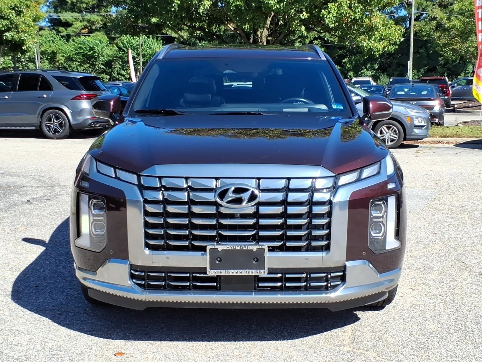 Used 2024 Sierra Burgundy Hyundai Calligraphy image 2