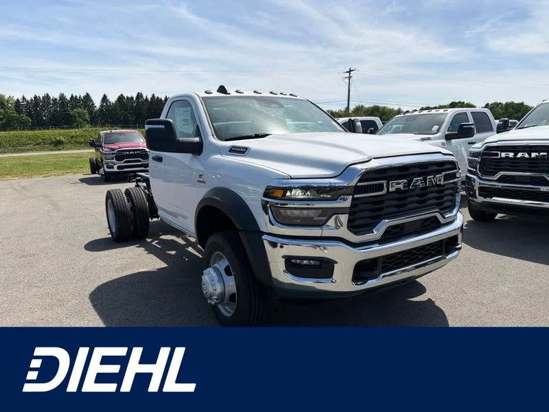 New 2026 Bright White Clear-Coat Exterior Paint RAM Tradesman image 1