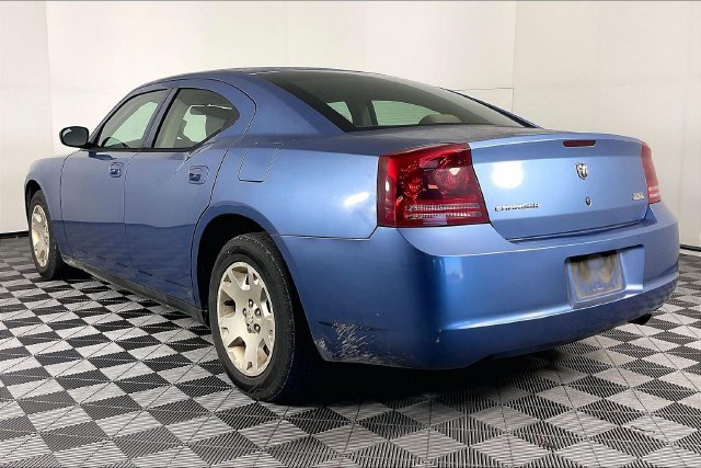 Used 2007 Blue Dodge SE image 2