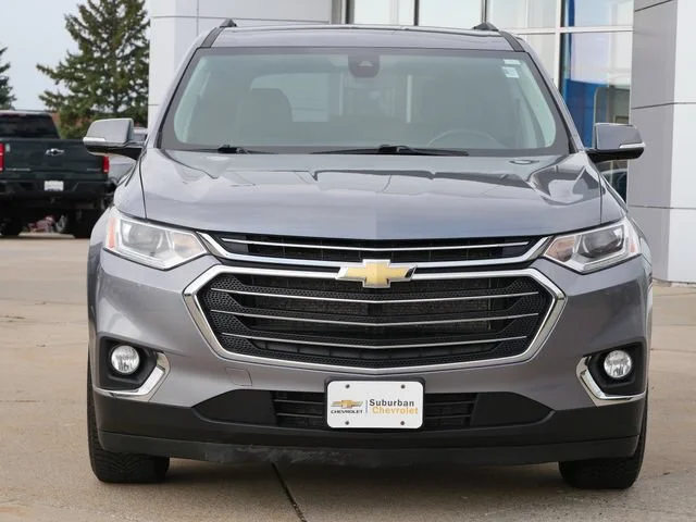 Used 2020 Chevrolet Traverse 3LT with VIN 1GNEVHKW6LJ208011 for sale in Eden Prairie, Minnesota