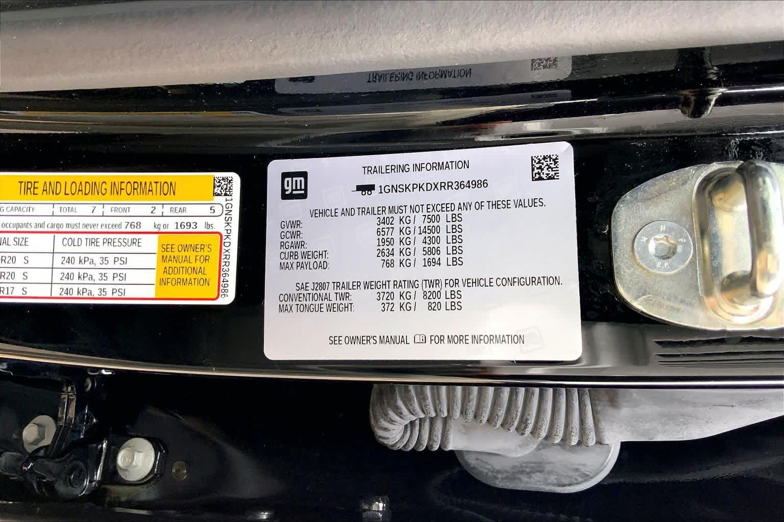 Used 2024 Black Chevrolet Z71 image 37