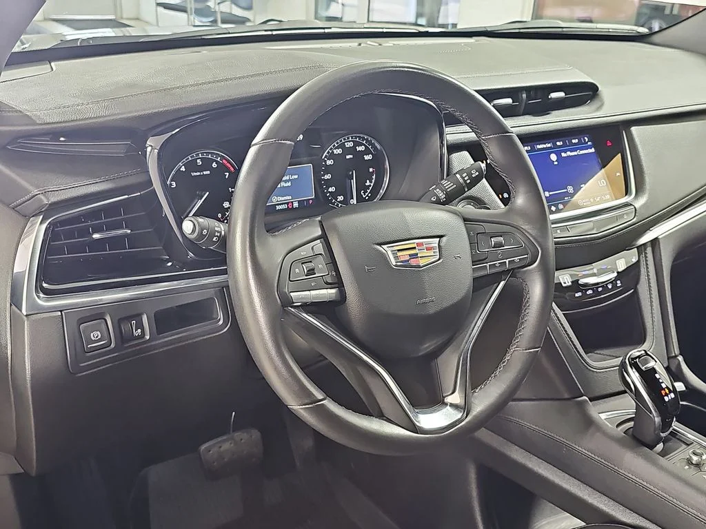 Used 2024 Black Cadillac Luxury image 22