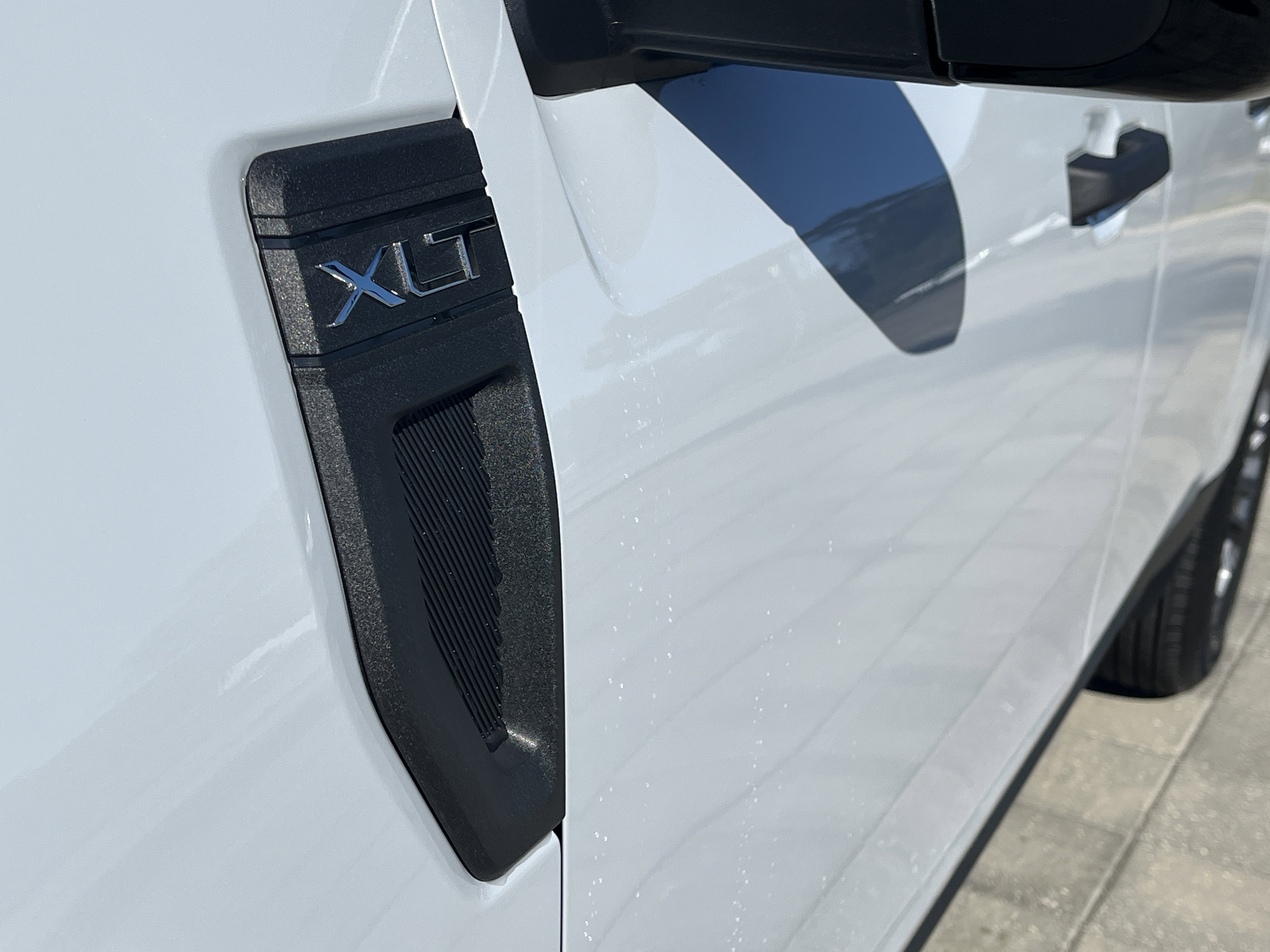 2025 Ford Maverick XLT - Photo 10