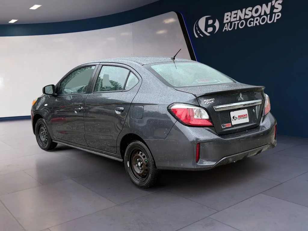 Used 2024  Mitsubishi  image 3