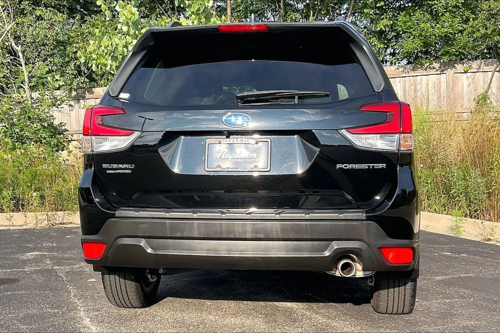 Used 2023 Black Subaru Limited image 3