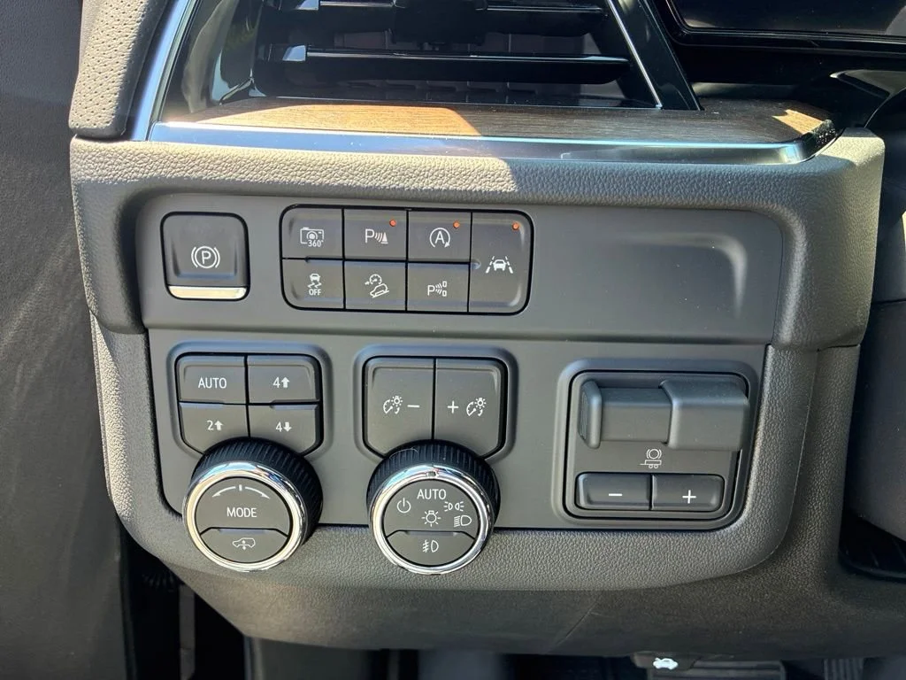 New 2026 Black Chevrolet High Country image 12