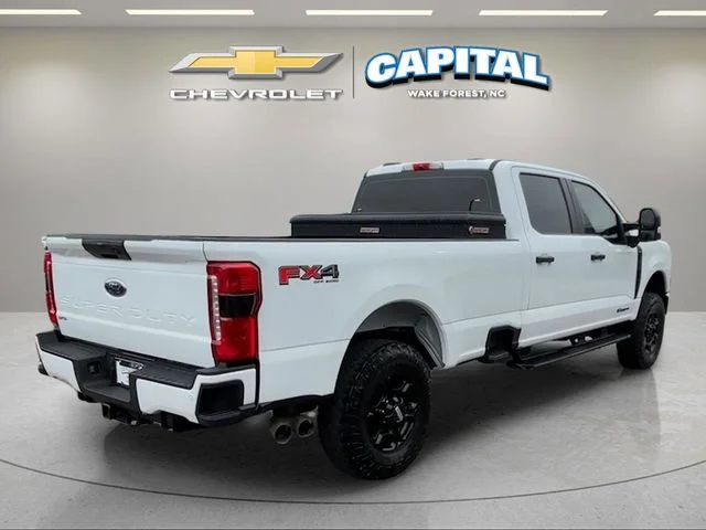 Used 2023 White Ford XL image 5