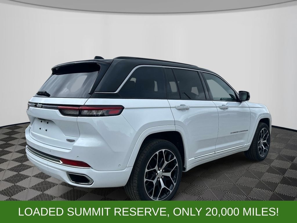 Used 2025 White Jeep Summit Reserve image 5