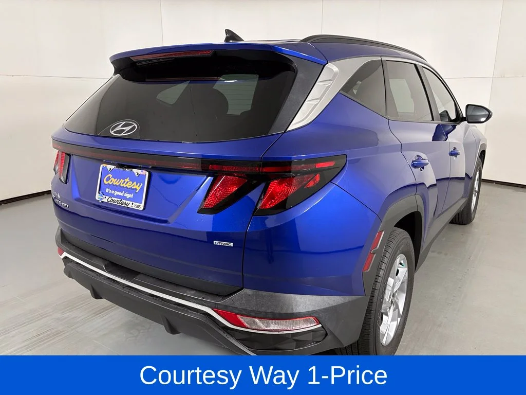 Used 2024 Blue Hyundai SEL image 11