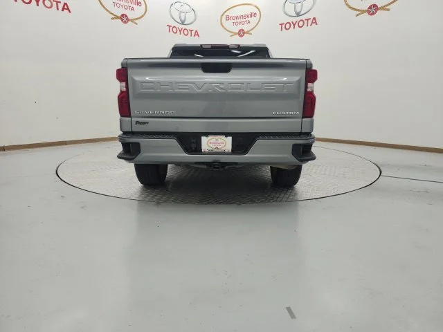 Used 2024 Gray Chevrolet Custom image 6